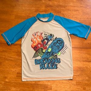 Joe Boxer boy’s rashguard